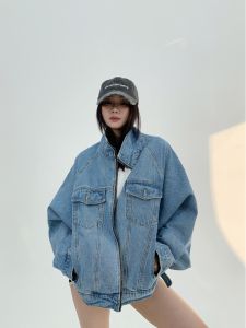 แจ็คเก็ตยีนส์ทรงหลวมสำหรับผู้หญิงฤดูใบไม้ร่วงสไตล์อเมริกัน แจ็คเก็ตยีนส์ทรงสั้นแบบมีซิปสำหรับคู่รัก แจ็คเก็ตยีนส์สไตล์ย้อนยุคแบบลำลอง