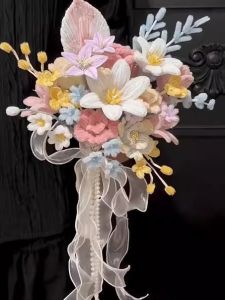 Birthday Gift DIY Material Kit Rose Tulip Handheld Flowers for Friends Creative Handmade Craft Kit Suitable for Ages 14+