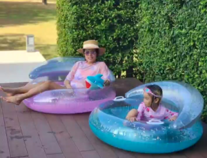 ห่วงยางกลมหลังพิง สีม่วง-สีเขียว พร้อมมือจับ 117Cm - SY-A2052