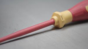 Bosch Professional VDE Insulated Pozidriv or Slotted/Pozidriv Screwdriver ( SCWDRV ) ( HNDTLS ) [GIGATOOLS]