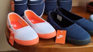 Sepatu Flat Slip On Wanita Terbaru 2024 Kasual Import Murah Kekinian Couple Cewek Hijabers Bidan COD
