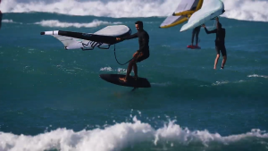 Ezzy x Clubloongchat : "The Flight V.2 Wing" สำหรับกีฬาทางน้ำ Wingfoil เล่นกับบอร์ดไฮโดรฟอยล์ หรือ บอร์ดยืนพายก็ได้