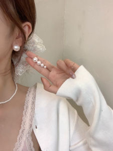 Elegant Pearl Stud Earrings 925 Silver Needle Womens Fashion Jewelry Fresh out New Style Clasping Backings Post Earrings