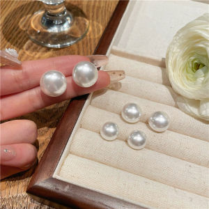 2024 New Trendy Pearl Earrings Versatile Commuter Jewelry for Women Korean-style Fashionable No-piercing Ear Clip