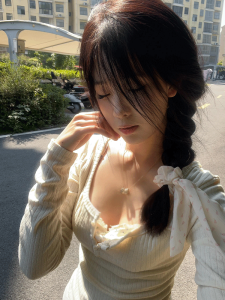 French Romantic Floral Print Long Sleeve T-Shirt Womens Inner Wear Lace Trim Fake Two-Piece Sweet Spicy Girl Base Top