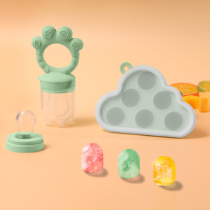 2pcs Set Baby Fruit Feeder Cube food set Bear PAWS Ice fruits and vegetables food box set body silicone baby meat puree