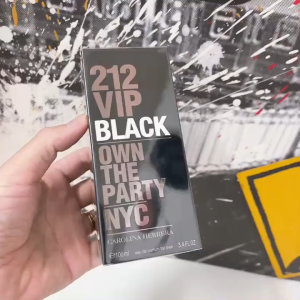 Nước hoa nam Carolina Herrera 212 Vip Men Black Eau De Parfum của Spain chai 100ml edp