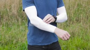 1 Pair Anti UV Arm Sleeves Ice Silk outdoor Sports Cycling Arm Sleeves