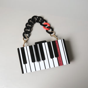 กระเป๋าถือแฟชั่นสำหรับผู้หญิงสีดำสีขาวน่ารักการ์ตูนอะคริลิคหรูหรากระเป๋างานพรอมปาร์ตี้ผู้หญิงน่ารักกล่องกระเป๋าคลัทช์กระเป๋าอินเทรนด์ใหม่