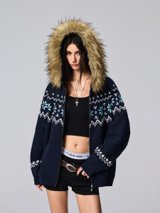 A chock | Fair Isle Print Hooded Sweatshirt with Fur Collar