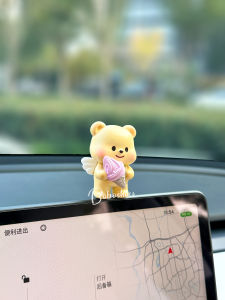 ของเล่นโมเดลตัวละครน่ารักสำหรับติดรถ หน้าจอแสดงปุ่มควบคุมกลางแบบน่ารักสำหรับตกแต่งภายในรถสำหรับผู้หญิง