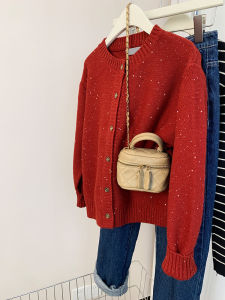 เสื้อสเวตเตอร์คาร์ดิแกนถักสไตล์เกาหลีสำหรับผู้หญิงในช่วงฤดูหนาวปี 2025 ทรงหลวม นุ่ม ใส่สบาย ปกโปโล 3 แต่งขอบด้านบน