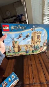 [BrickStory] LEGO Harry Potter Hogwarts Castle: Flying Lessons (76447)(651 Pieces)