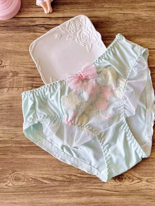 Embroidered%20Milk%20Silk%20Lotus%20Leaf%20Princess%20Student%20mid%20Waist%20Triangle%20Cute%20Ladies%20Underwear%20Breathable%20Quick%20Dry%20Polyester%20Fiber%20-%20Image%203