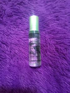 minyak kayu putih asli dari pulau buru (Ambon) roll on 8 ml