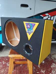 BOX SUBWOOFER MERK VENOM FULL MDF UNIVERSAL