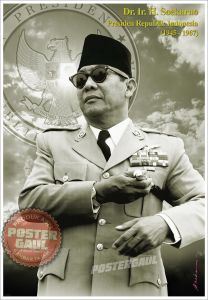 Poster XJumbo PRESIDEN SOEKARNO : POTRET KELUARGA #XJFJP407 - ukuran 51 x 75 cm