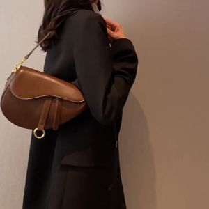 Tas Wanita Berbagai Warna: Tas Slempang Wanita Fashion & Tas Handbag Import Modis