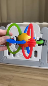 Infantino - Rattle & Teether Bendy Tubes : ยางกัด-วงแหวนหลากสี