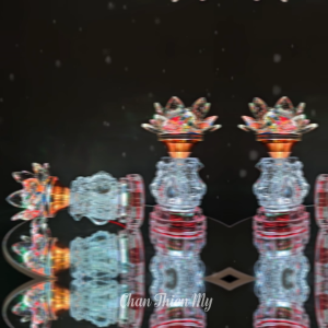 Đèn Thờ Hoa Sen Pha Lê CHÂN THIỆN MỸ Vật Phẩm Trang Trí Bàn Thờ Bằng Pha Lê HSPL-40