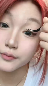 🇹🇭(ร้านไทย)✨[สินค้าขายดี] ✨ขนตาปลอมแบบติดกาวสำหรับดวงตาหวานธรรมชาติสไตล์ไอดอลเกาหลีสไตล์ญี่ปุ่นและเกาหลียอดนิยม ขนตาปลอมแบบช่อ(มีกาวในตัว)รุ่นอัพเกรด  มีหลากหลายสไตล์ ติดง่ายไม่ใช้กาว เครื่องสำอาง