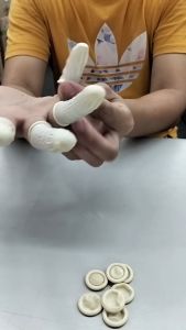 DISPOSABLE FINGER COTS (WHITE) 500grams per pack - SECUREGLOVES
