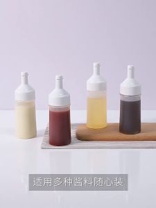250ml Kitchen Squeeze Seasoning Bottle 2 Colors Leak-Proof Condiment Empty Bottles Plastic Oil Vinegar Sauce Ketchup Salad Cruet Can Container