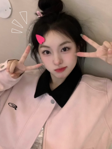 Elegant Womens Hair Clips 2024 New Style Side Bangs Forehead Barrette Korean Version Anti-Aging Alloy Material Fresh out