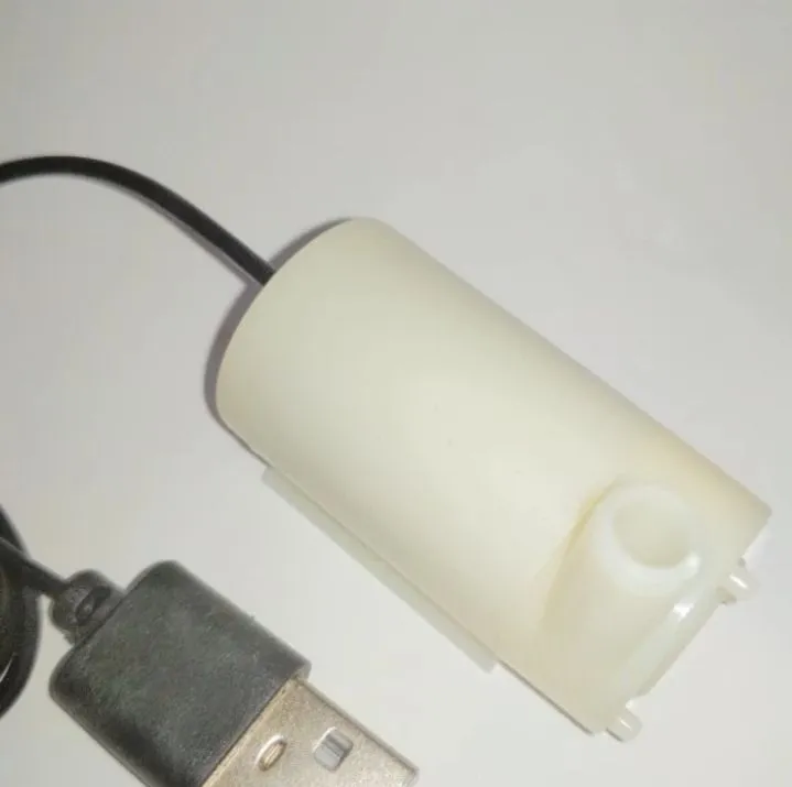 Pompa%20Air%20Celup%20USB%20A6%20DC%20Mini%20Aquarium%20Hidroponik%20Submersible%20Pump%20-%20Image%204