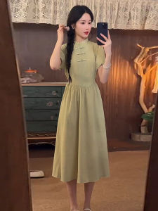 ชุดเดรสยาวปานกลางสไตล์จีนฤดูร้อน ทรงเอ แขนสั้น คอตั้ง กระดุม ชุดเดรสมินิมอลสีพื้น ชุดทำงานผู้หญิง ชุดทำงาน