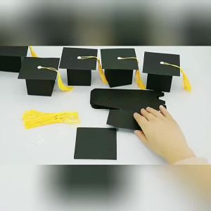 10/20/30/50Pcs Graduation Hat Candy Gift Box with Tassel Graduation Party Favors Decoration Graduation Cap Box