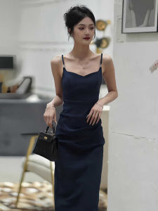 WANGGONGZHU | ชุดเดรสยาวสายเดี่ยวเซ็กซี่สไตล์ฝรั่งเศส ชุดเดรสยาวทรงเอเข้ารูปสำหรับผู้หญิงในฤดูร้อน ชุดเดรสทรงเอเข้ารูปสไตล์ฮิปโป