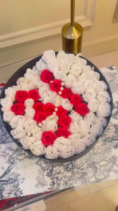 Kotak Angka Huruf Bunga Mawar: Hadiah Ulang Tahun Pacar yang Unik & Romantis