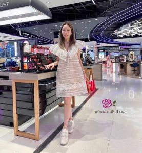 Sleeveless V-Collar Button-Down Woven Lace Shirt Dress - P010-174