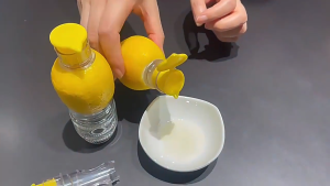 Fruit Lemon Juicer Safe Manual Portable Kitchen Accessories Lemon Juicer with Filter Green Orange