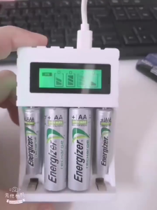 Energizer 4 Slots LCD Display Charger With AA / AAA Nimh Rehargeable Batteries BT