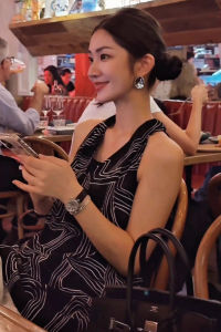 chaqi | French Elegant Retro Geometric Pattern Off-Shoulder Sleeveless Vest Womens High-End Precision Top Beautiful Commute Style Slim Fit