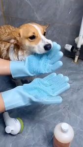 Pet Bath Gloves Silicone Gloves Anti-scratch Anti-bite Comfortable Massage Bath Artifact Pet Product