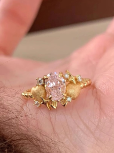 Vintage Style Frosted Pink Diamond Star Ring for Women River of Stars Ring Geometric Design Fashionable Ladies Ring