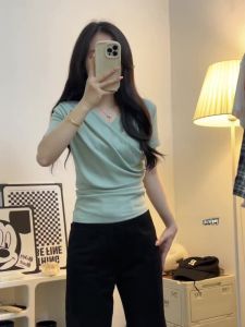 Elegant Short Sleeve V-Neck T-Shirt Womens plus Size Waist-Cinching Slimming Pleated Summer Top Korean Style Commute Pure Color