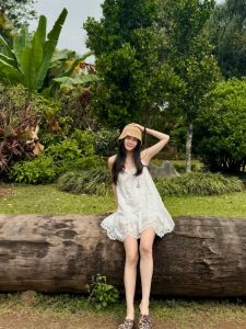 VKSOD | ชุดเดรสสั้นแขนกุดคอวีแขนกุดผ้าฝ้ายผสมสีขาวสำหรับผู้หญิง ชุดเดรสฤดูร้อน ชุดเดรสแขนกุดคอวีแขนกุด