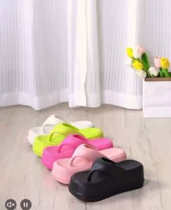Anti-Slip Flat Sandals & Thickened Soft Sole Slippers For Women