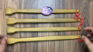 [FREESHIP MAX]Cây gãi lưng bằng gỗ thơm (MH891) Dụng Cụ Không Thể Thiếu Cho Mọi Gia Đình