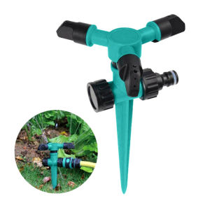 360 องศาหมุนสวนสามเหลี่ยมสเปรย์ สปริงเกอร์สนามหญ้าหญ้า อุปกรณ์สูงสุด