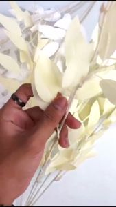 Daun Willow Cabang 5 - daun zaitun hiasan plastik - daun eucalyptus - hiasan import murah - hiasan Dekorasi - bunga import murah