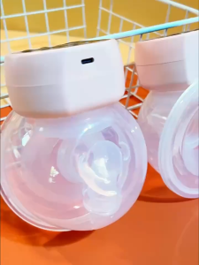 SG【Ready Stock】Hands-Free Wearable Breast Pump 200ml Electric Ultra Quiet Pump BPA-Free for Discreet Pumping at Office or Home