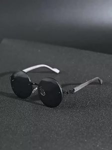 1pcs Retro Round Glasses Wood Grain Design Black Alloy Frame Durable PC Lenses