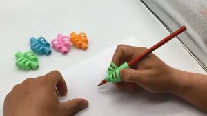 High-Quality KiddieGrip Pencil Grips - Alat Latihan Genggaman Pensel for Kids - Ergonomic and Sturdy - Improve Writing Skills and Reduce Hand Fatigue