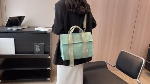 Waris Bag MJ ROY กระเป๋าผ้าฝาพับ  ใส่โน๊ตบุ๊ค 13นิ้ว พร้อมสายสะพายยาว ผ้ัาแคนวาส สินค้าพร้อมส่งนะคะ