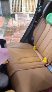 Ghế ngồi ô tô cho Bé từ 3 tuổi có ISOFIX Có gối kê đầu và tựa lưng điều chỉnh ngăn cốc 2 bên